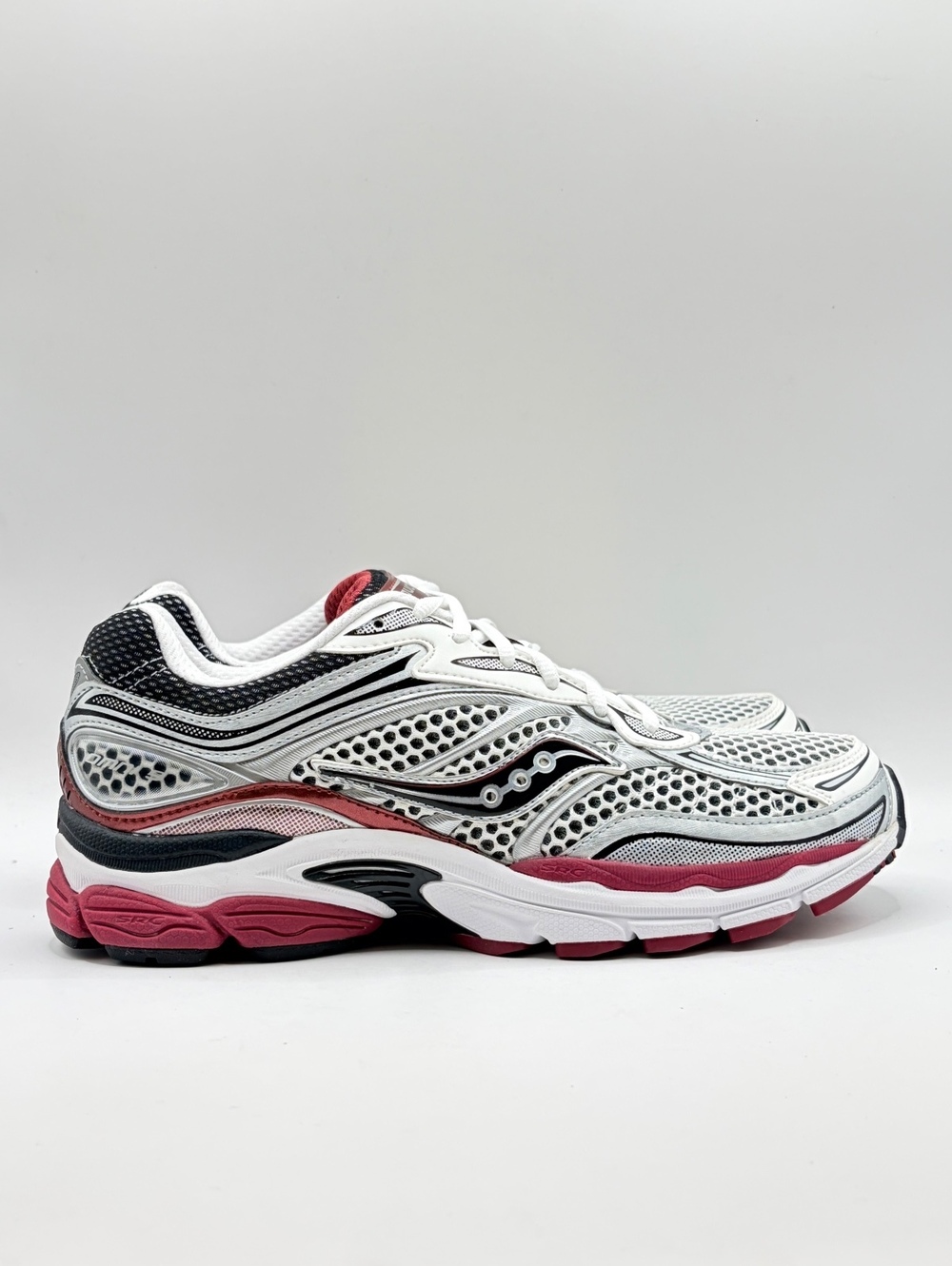 Saucony ProGrid Omni 9 Silver/Red Running Shoes Men's Size 8.5 US / Women's Size